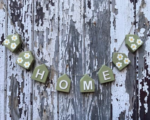 Bunting - Home