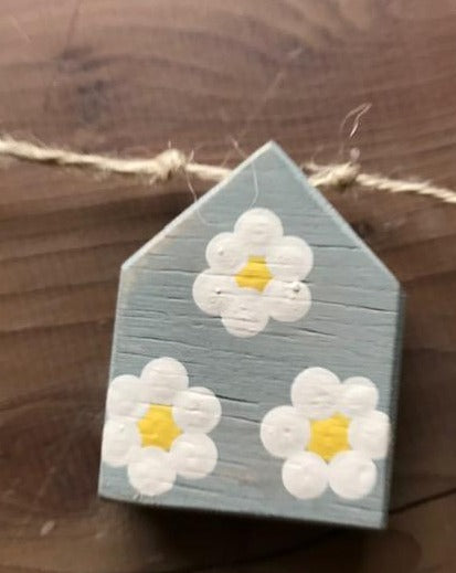 Bunting - Home