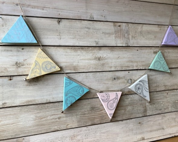 Bunting - Pale Paisley