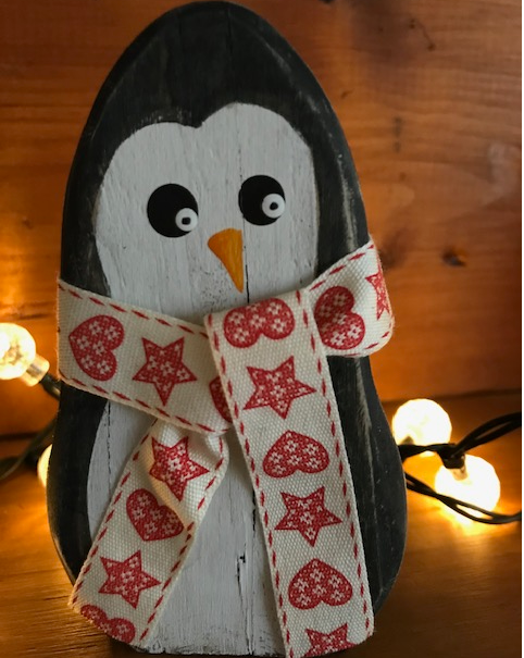 Christmas Chunky Penelope Penguin