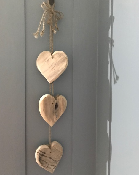 Country Hanging Trio Hearts Natural