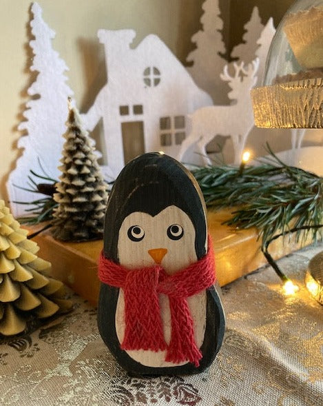 Christmas Chunky Penelope Penguin