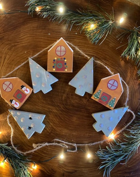 Christmas Gingerbread Forest Bunting